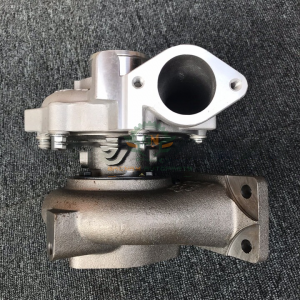 Két turbo HINO 300 DUTRO 342